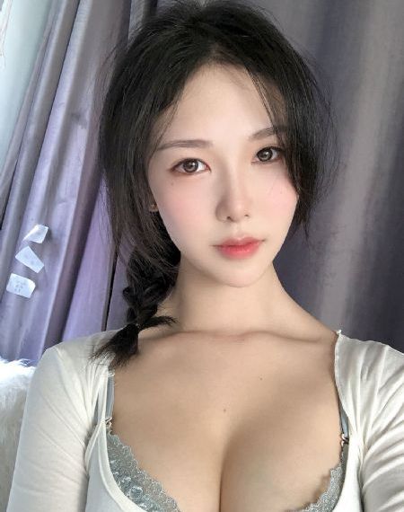 年轻丰满的继牳借种_剧情片完整在线观看