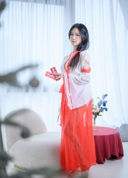 《老师请抱我》_国产剧HD高清在线观看
